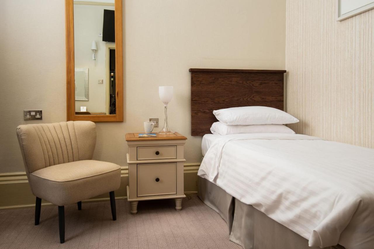 The Dean Court 4* Йорк